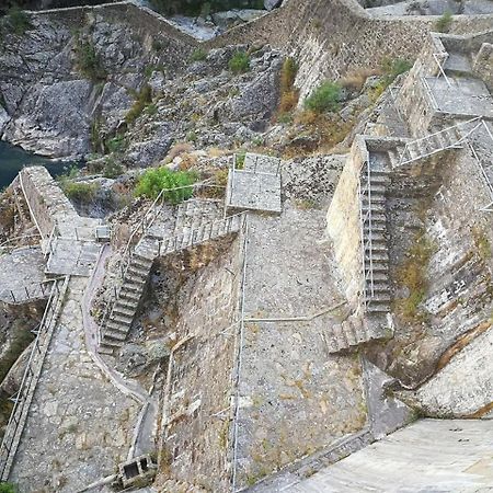 El Egio Casa de hóspedes Cervera de Buitrago Exterior foto
